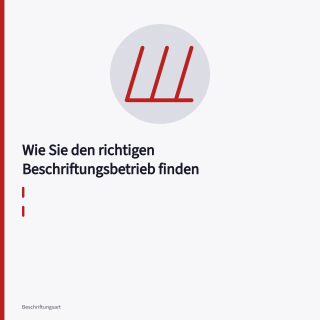 Vinyl-Folie wird mit Rakel auf einen weißen Lieferwagen aufgebracht. Wie Sie den richtigen Beschriftungsbetrieb finden